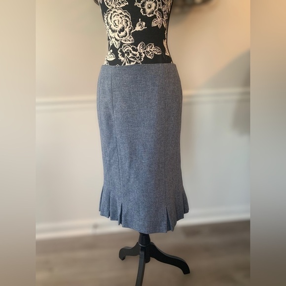 Talbots women's 100% wool skirt size 6 lined ruffles business casual - Picture 1 of 8
